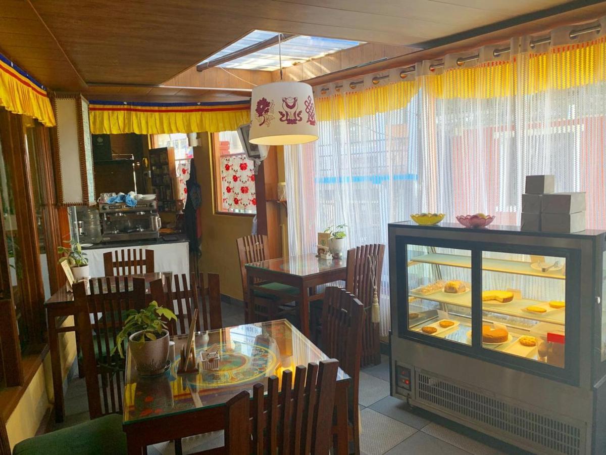 Auspiscious Him View Hotel 麦罗肯机 外观 照片