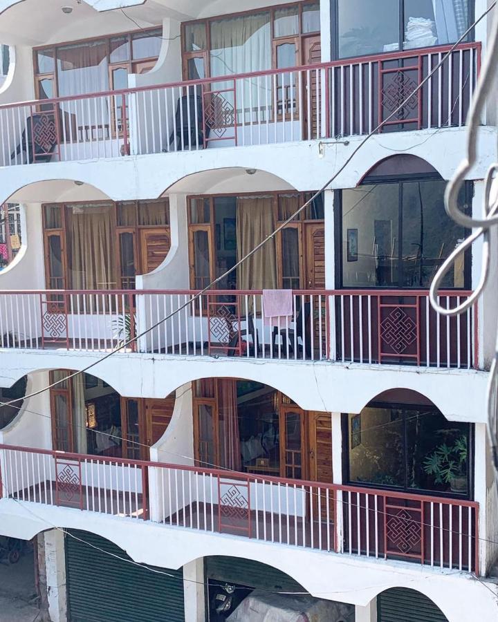 Auspiscious Him View Hotel 麦罗肯机 外观 照片
