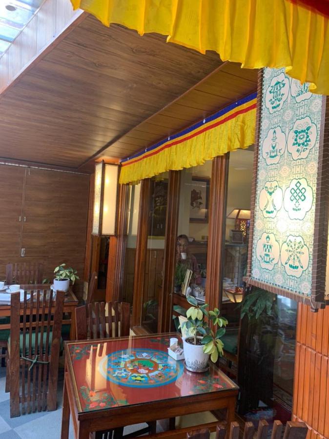 Auspiscious Him View Hotel 麦罗肯机 外观 照片
