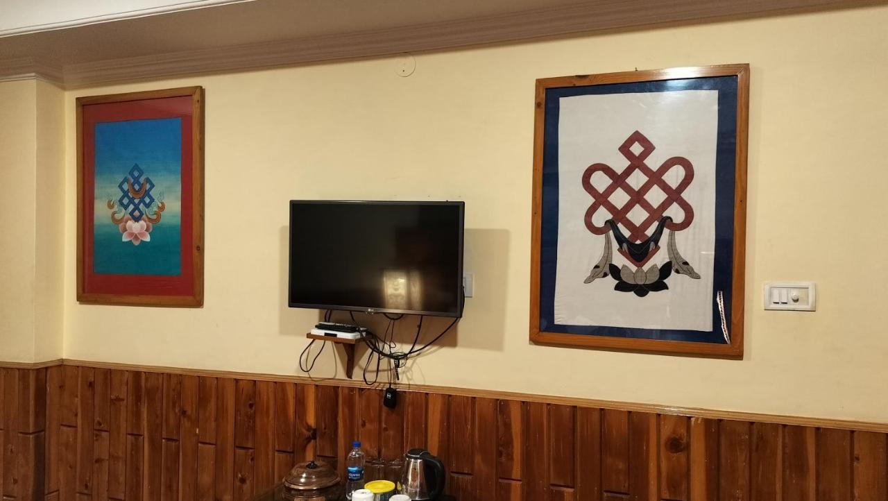 Auspiscious Him View Hotel 麦罗肯机 外观 照片