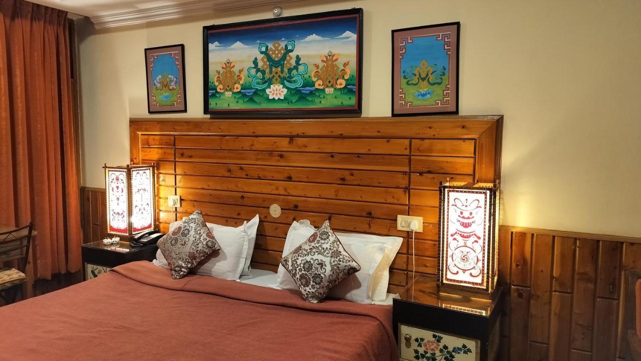 Auspiscious Him View Hotel 麦罗肯机 外观 照片