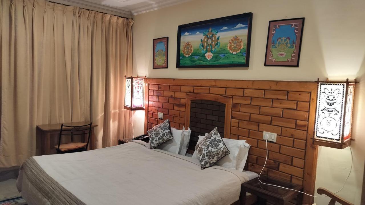 Auspiscious Him View Hotel 麦罗肯机 外观 照片