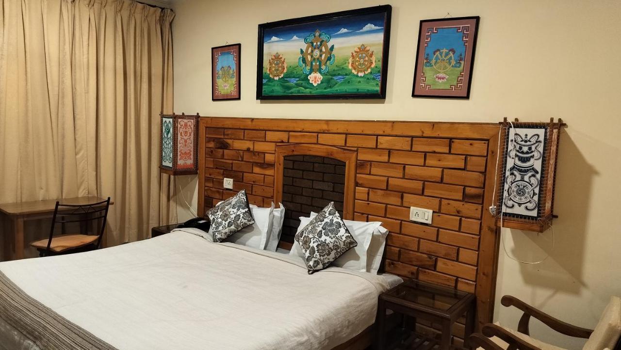 Auspiscious Him View Hotel 麦罗肯机 外观 照片